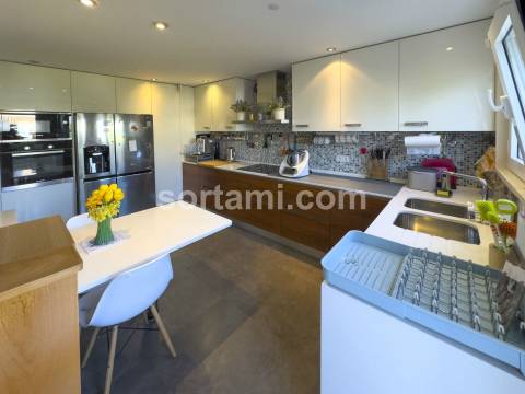 Moradia Geminada T3+1 Venda em Quarteira,Loulé