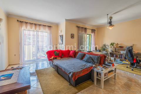Apartamento T2 Venda em Quarteira,Loulé