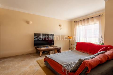 Apartamento T2 Venda em Quarteira,Loulé