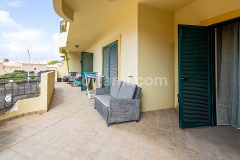 Apartamento T2 Venda em Quarteira,Loulé