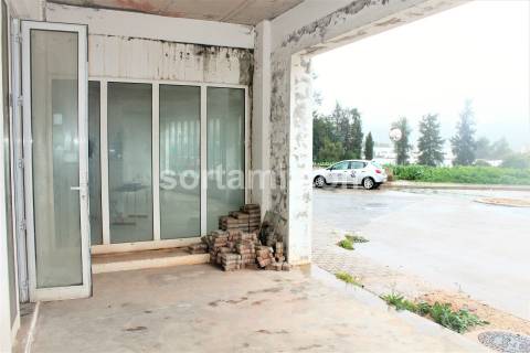 Armazém  Venda em Silves,Silves