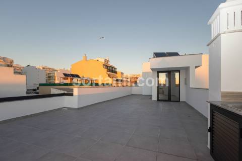 Moradia em Banda T3 Venda em Faro (Sé e São Pedro),Faro