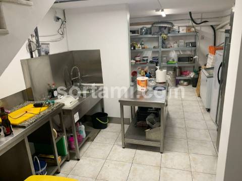 Loja  Venda em Quarteira,Loulé