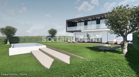 Moradia Geminada T4+1 Venda em Quarteira,Loulé