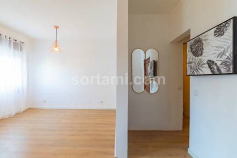 Apartamento T0 Venda em Quarteira,Loulé