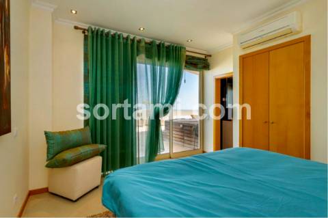 Apartamento T1+1 Venda em Albufeira e Olhos de Água,Albufeira