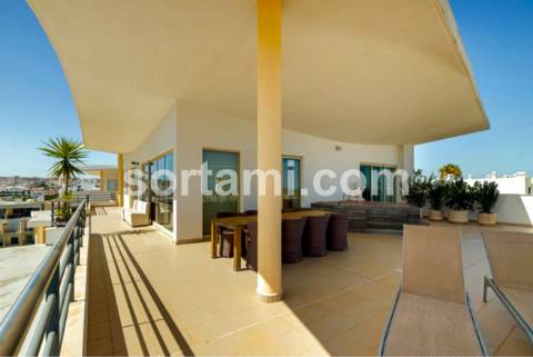 Apartamento T1+1 Venda em Albufeira e Olhos de Água,Albufeira