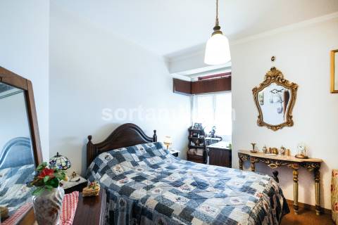 Apartamento T2 Venda em Quarteira,Loulé