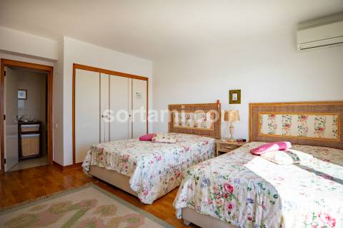 Apartamento T2 Venda em Quarteira,Loulé