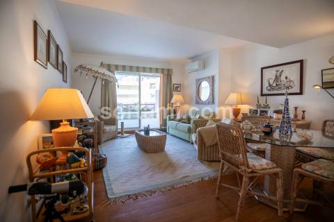 Apartamento T2 Venda em Quarteira,Loulé