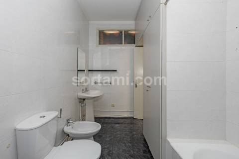 Apartamento T1 Venda em Cedofeita, Santo Ildefonso, Sé, Miragaia, São Nicolau e Vitória,Porto