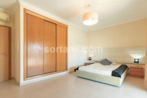 Moradia Isolada T4 Venda em Boliqueime,Loulé