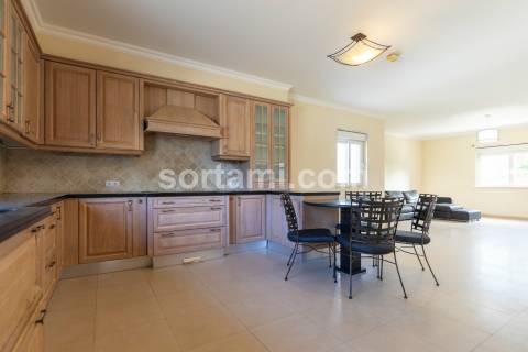 Moradia Isolada T4 Venda em Boliqueime,Loulé