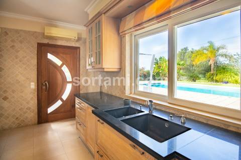 Moradia Isolada T4 Venda em Boliqueime,Loulé