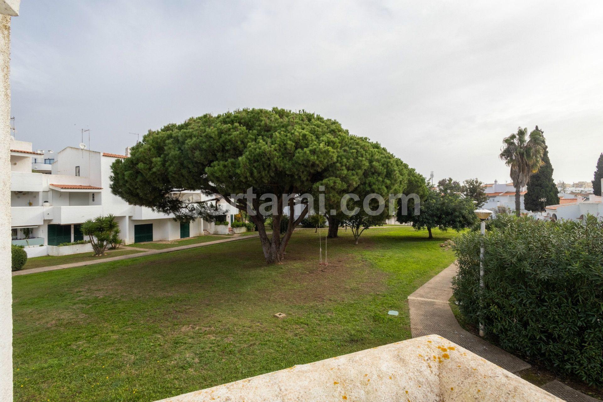 Moradia em Banda T2 Venda em Quarteira,Loulé
