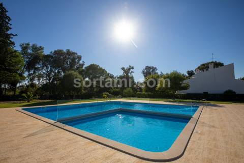 Moradia em Banda T2+1 Venda em Quarteira,Loulé