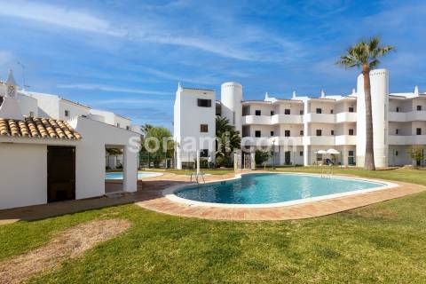 Apartamento T0 Venda em Quarteira,Loulé