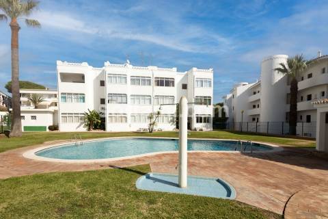 Apartamento T0 Venda em Quarteira,Loulé