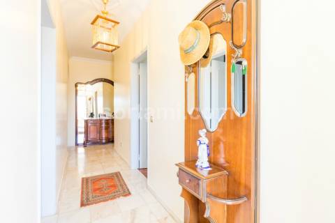 Moradia Isolada T7 Venda em Quarteira,Loulé