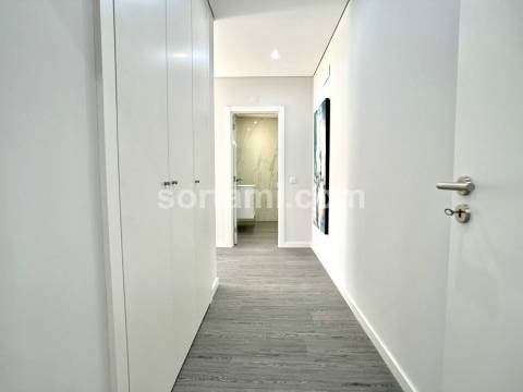 Apartamento T3 Venda em Quelfes,Olhão