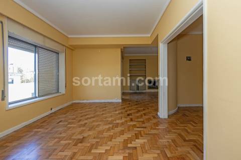 Apartamento T5 Venda em Vila Nova de Famalicão e Calendário,Vila Nova de Famalicão