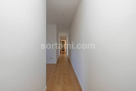 Apartamento T5 Venda em Vila Nova de Famalicão e Calendário,Vila Nova de Famalicão