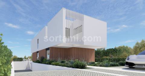 Moradia Isolada T4 Venda em Quarteira,Loulé
