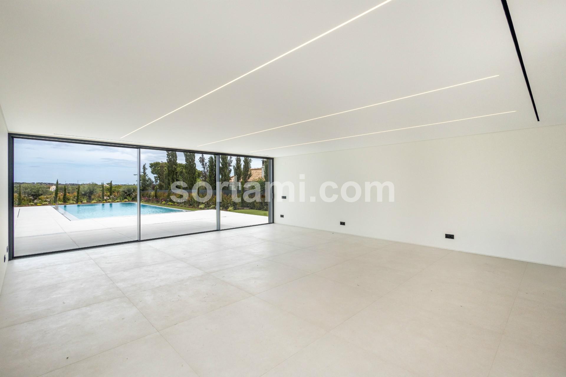 Moradia Isolada T4 Venda em Quarteira,Loulé