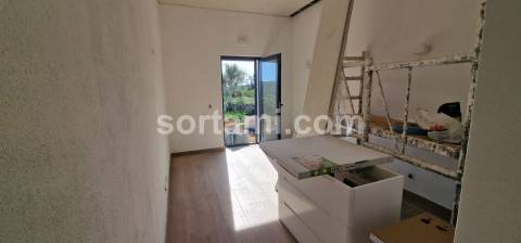 Moradia Devoluta T2 Venda em Moncarapacho e Fuseta,Olhão