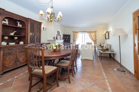 Moradia em Banda T2+2 Venda em Albufeira e Olhos de Água,Albufeira