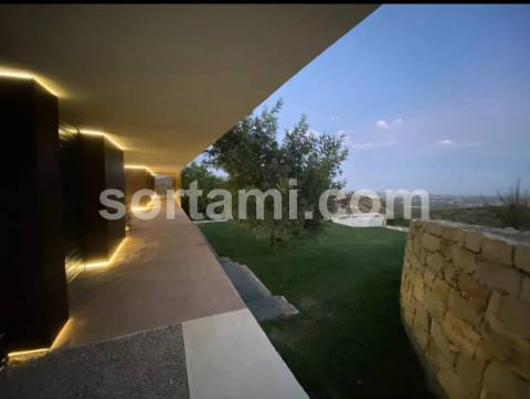 Moradia Isolada T3 Venda em Santa Bárbara de Nexe,Faro