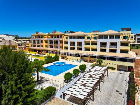 Apartamento T2 Venda em Quarteira,Loulé