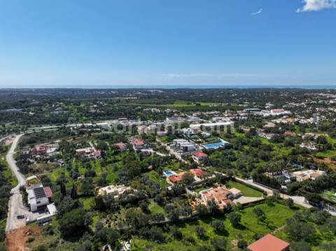Moradia Isolada T3+1 Venda em Almancil,Loulé