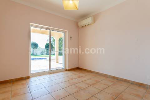 Moradia Isolada T3+1 Venda em Almancil,Loulé