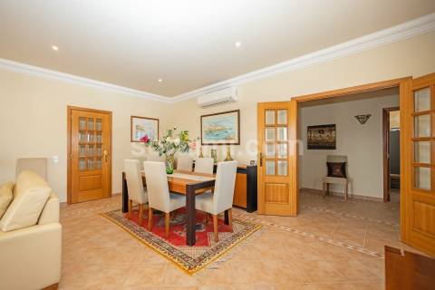 Moradia Isolada T4 Venda em Quarteira,Loulé