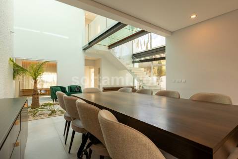 Moradia Geminada T3+2 Venda em Montenegro,Faro