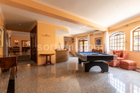 Moradia Isolada T5 Venda em Albufeira e Olhos de Água,Albufeira