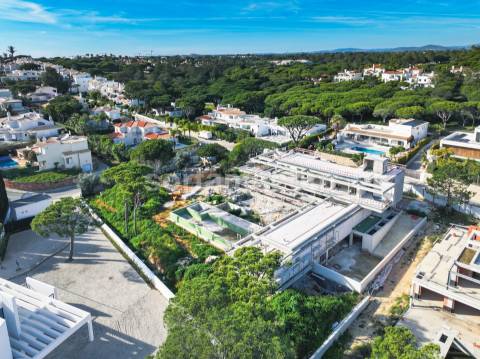 Moradia Isolada T6+2 Venda em Almancil,Loulé