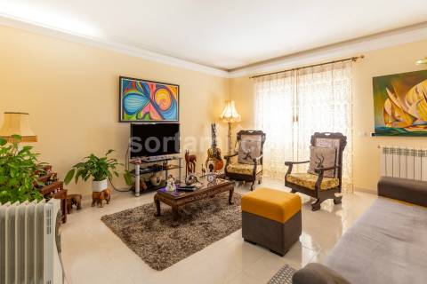 Moradia Isolada T5 Venda em Alvor,Portimão