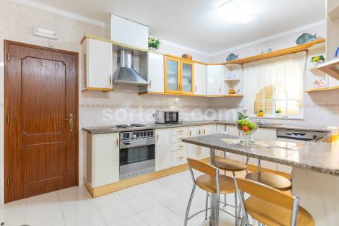 Moradia Isolada T5 Venda em Alvor,Portimão