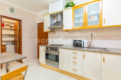 Moradia Isolada T5 Venda em Alvor,Portimão