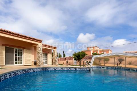 Moradia Isolada T5 Venda em Alvor,Portimão