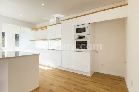 Moradia Isolada T4 Venda em Quarteira,Loulé