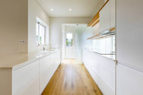 Moradia Isolada T4 Venda em Quarteira,Loulé