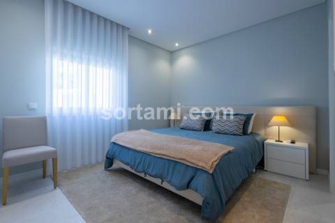 Apartamento T1+2 Venda em Quarteira,Loulé