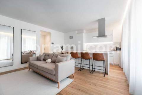 Apartamento T2 Venda em Cedofeita, Santo Ildefonso, Sé, Miragaia, São Nicolau e Vitória,Porto