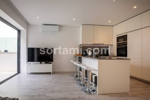 Apartamento T2 Venda em Quarteira,Loulé