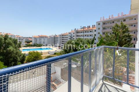 Moradia em Banda T2 Venda em Albufeira e Olhos de Água,Albufeira