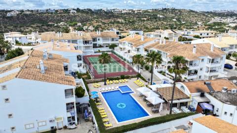Apartamento T1+2 Venda em Albufeira e Olhos de Água,Albufeira