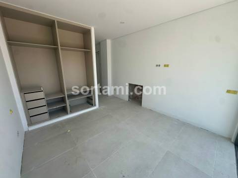 Apartamento T2 Venda em Quarteira,Loulé